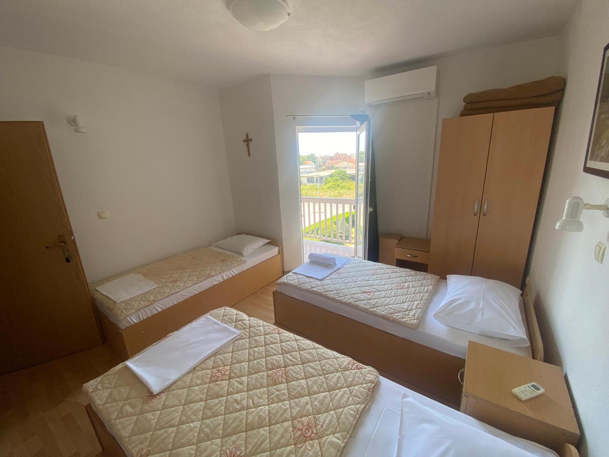 Guest House Regina Mundi Međugorje Dış mekan fotoğraf