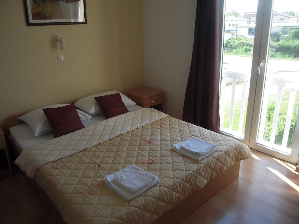 Guest House Regina Mundi Međugorje Dış mekan fotoğraf