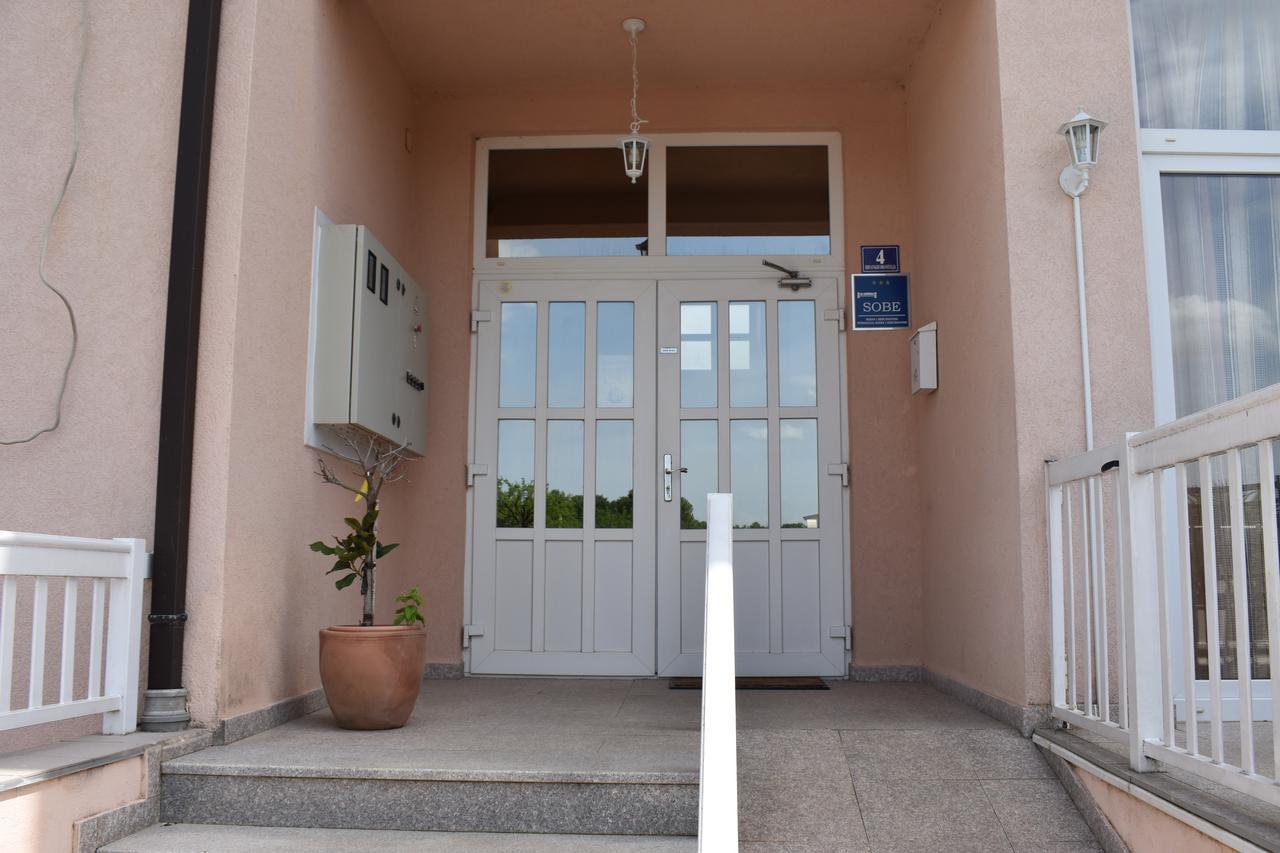 Guest House Regina Mundi Međugorje Dış mekan fotoğraf